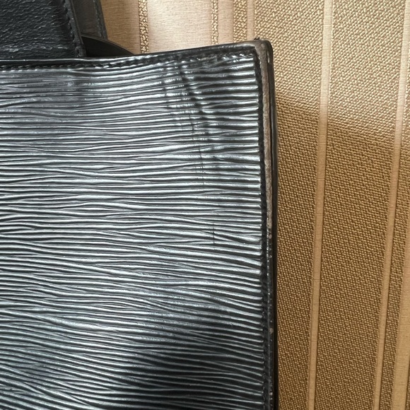 Louis Vuitton Gemo Epi Tote Shoulder Bag One Size Black Leather AUTHENTIC Used - Picture 8 of 13